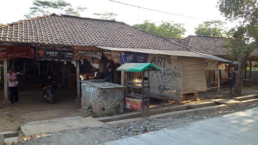 WARUNG ABAH WAWAN GARDU