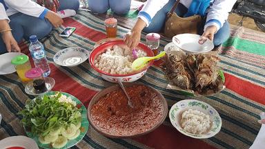 WARUNG BAROKAH BU WASINI