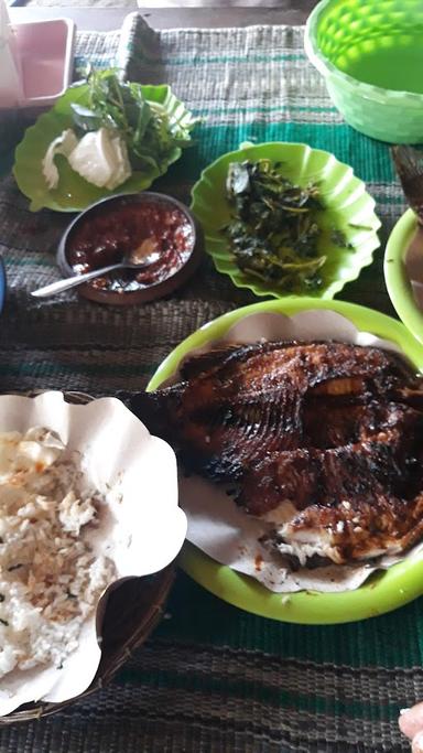 WARUNG BU WARSI DEMPOK