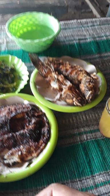 WARUNG BU WARSI DEMPOK