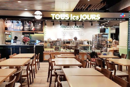 TOUS LES JOURS - ÆON MALL BSD CITY