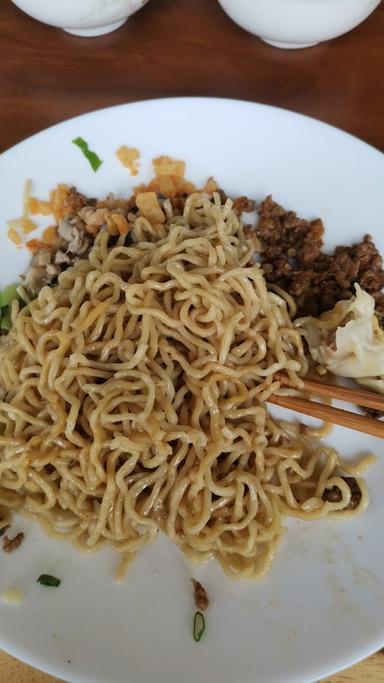 BAKMI KWOK