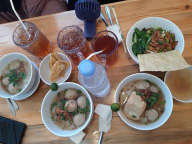 BAKSO GEPENG MANTUL GADING SERPONG