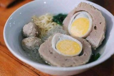 BAKSO GINTUNG UMI ENAY