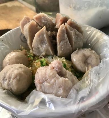 BAKSO MIE AYAM SOTO TEH LILIS