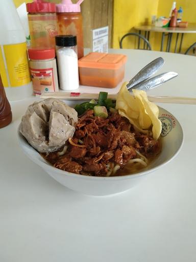 BASO MIE AYAM SAHABAT WONOGIRI