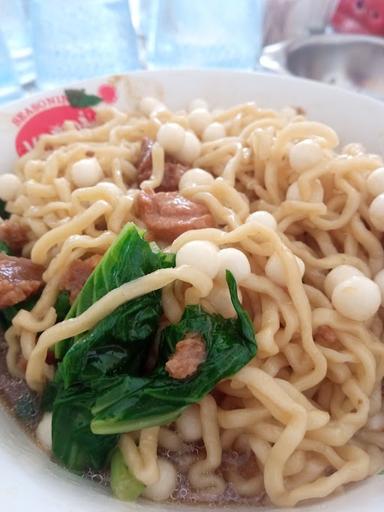 MIE AYAM BAKSO MAS BUDI BREBES