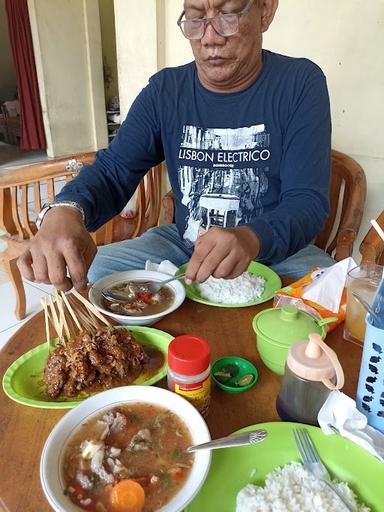 SATE SOP LESEHAN MANG ENGKIM