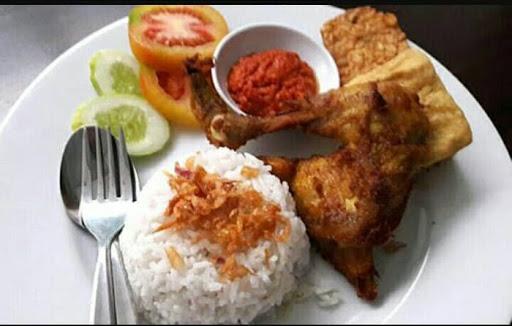 WARUNG MAKAN BUNDA LIA