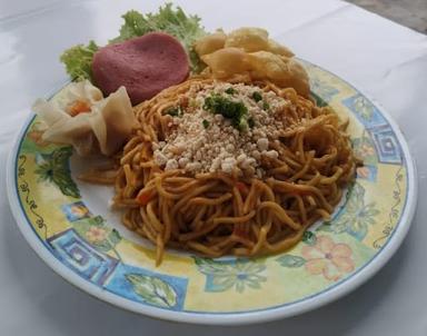 MIE GABUT PAL