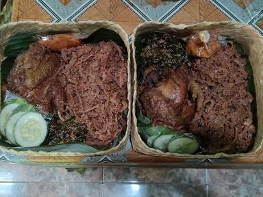 (GUMAYUNG) GUDEG MANGGAR BU ROHMI