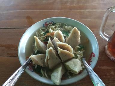 BAKSO DAN MIE AYAM FAMILY