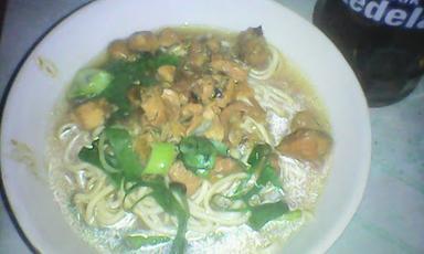 BAKSO & MIE AYAM ADUDU