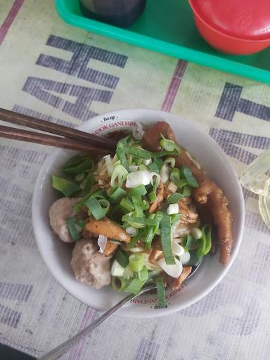 MIE AYAM DAN BAKSO PAK OGES WONOGIRI