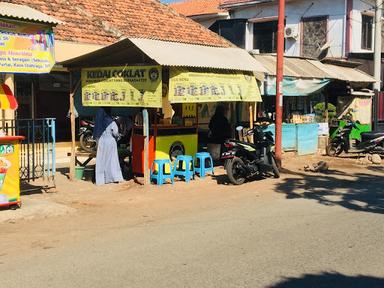 KEDAI COKLAT TEKOKABE