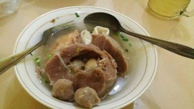 BAKSO DAN MIE AYAM CAK YASIN