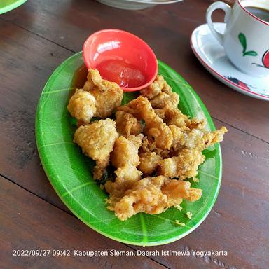 BEBEK GORENG & AYAM BAKAR NY. SUDARYATI