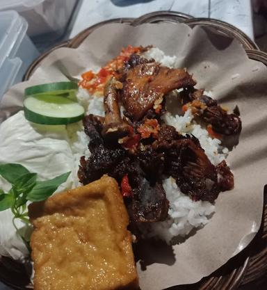 PECEL LELE MAS BAGONG