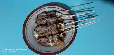 SATE AYAM MADURA CAK AKBAR