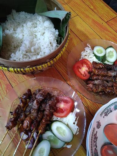 SATE KAMBING PAK AGUS JULEHA KALIURANG