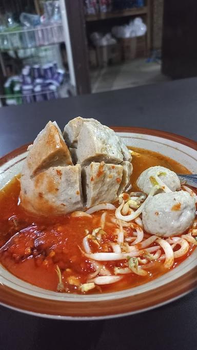 WARUNG BAKSO & MIE AYAM SOLO SATU