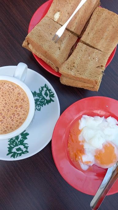 LAOBAN KOPITIAM BINUS