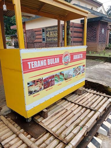 MARTABAK, TERANG BULAN, KEBAB JAKARTA