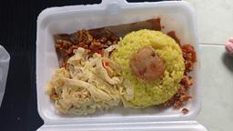 Photo's Nasi Kuning Simpang Empat Bugis