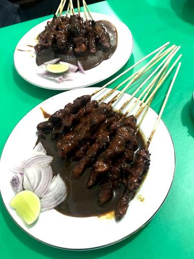 WARUNG SATE & GULE KAMBING KEBON AGUNG