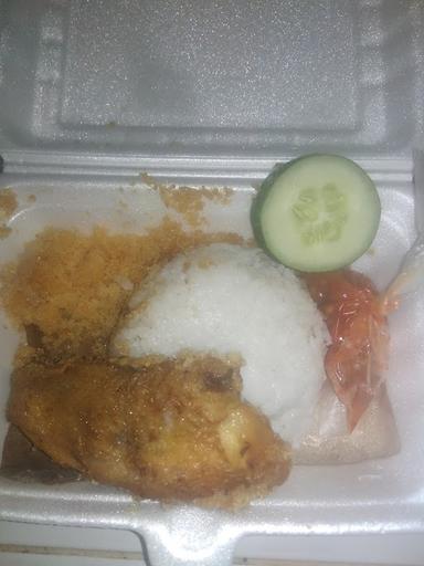 AYAM GEPREK JUMINAHAN