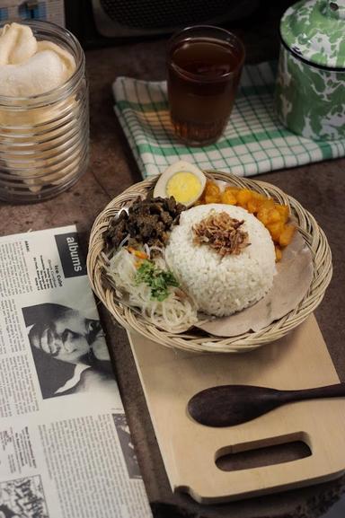 BUBUR AYAM&NASI UDUK MAK CUM (꧋ꦧꦧꦄꦪꦩ&ꦤꦱꦈꦣꦏꦩꦏꦕꦩ)