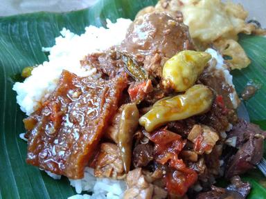 GUDEG YU SRI PAKUALAMAN (ꦒꦣꦒꦪꦱꦥꦏꦄꦭꦩꦤ)