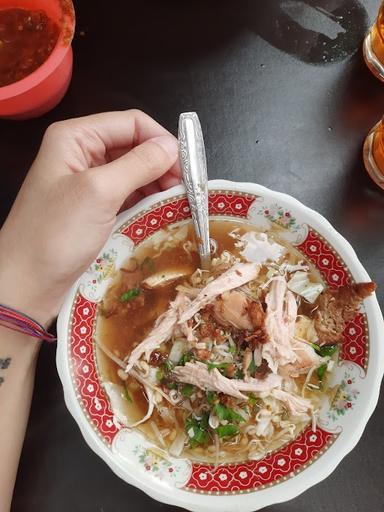 SOTO AYAM KAMPUNG PAK SUN