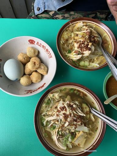 SOTO DAN BAKSO KEMBAR RASA