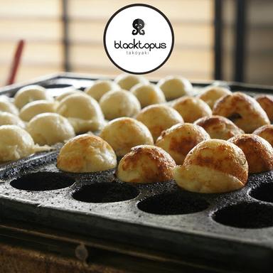 BLACKTOPUS TAKOYAKI, KEMANGGISAN