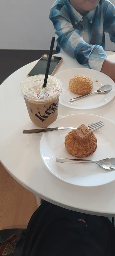 KRAKELIN SOES & KOPI - KEBON JERUK