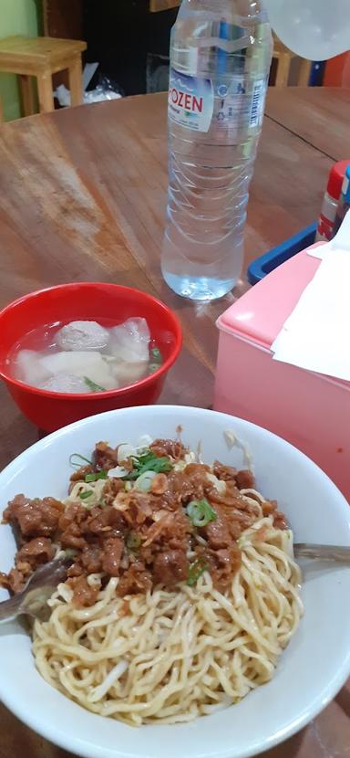 MIE AYAM KHAS BANGKA KEMUNING 29