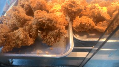 SABANA FRIED CHICKEN