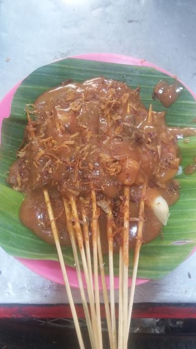 SATE PADANG MAK UNIANG