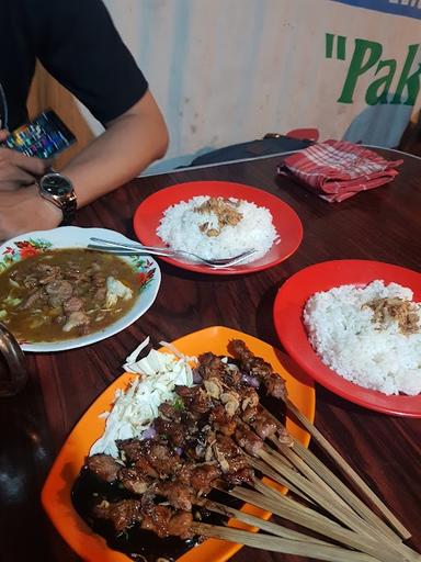 TONGSENG SATE KAMBING SAPI PAK DE DI