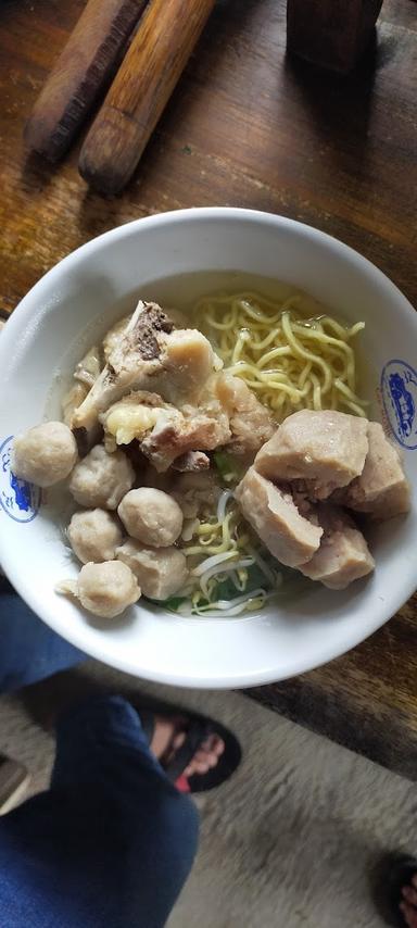 BAKSO & MIE AYAM PERWIRA 1