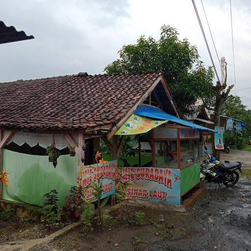 WARUNG MIE AYAM &BAKSO