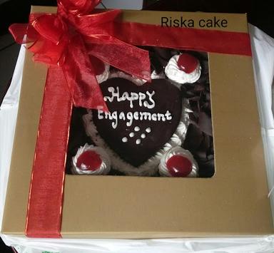 RISKA CAKE