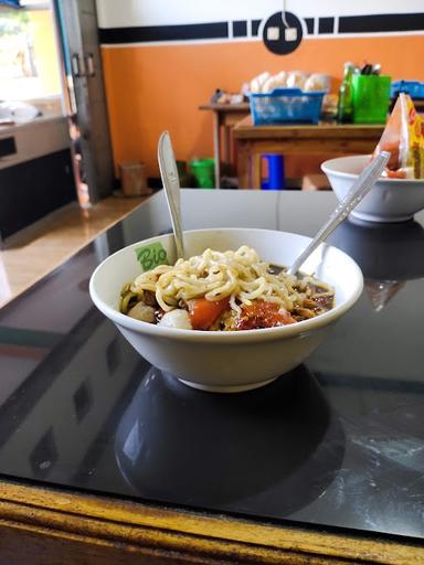 BAKSO ALI SOLO