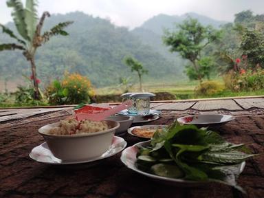 WARUNG KOPI UMI TUTI