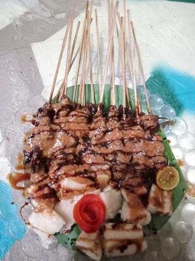 SATE AYAM 52