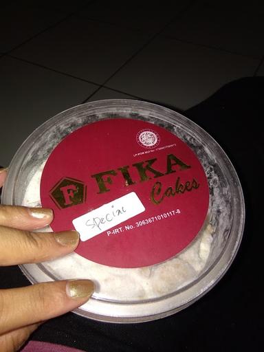 FIKA CAKES