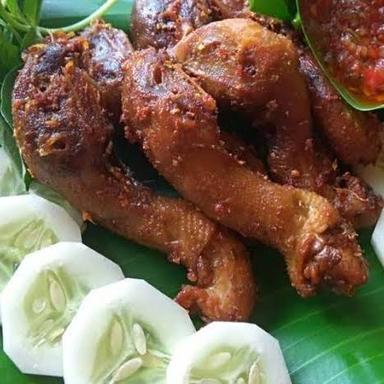 NASI KULIT AYAM SULTAN