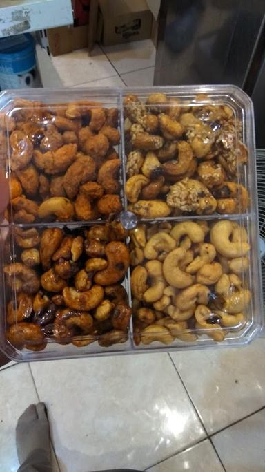 PUSAT GROSIR COKLAT DAN SNACK