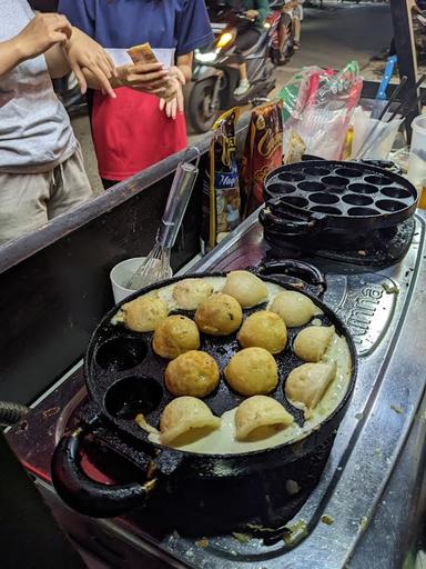 TAKOYAKI TAKO OISHII